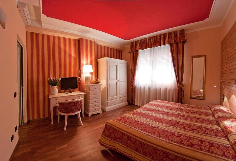 デラックスルーム, Cles