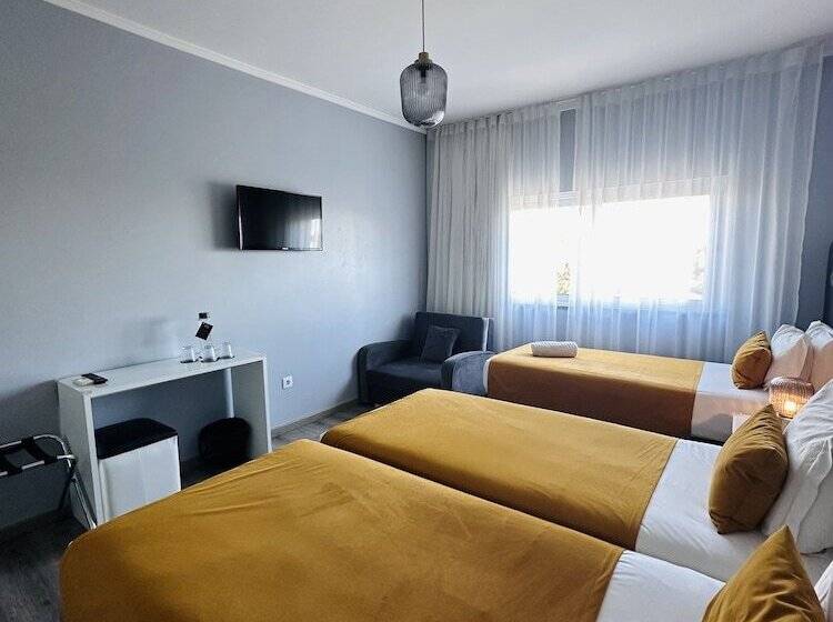 标准三人间, Don Rodrigues