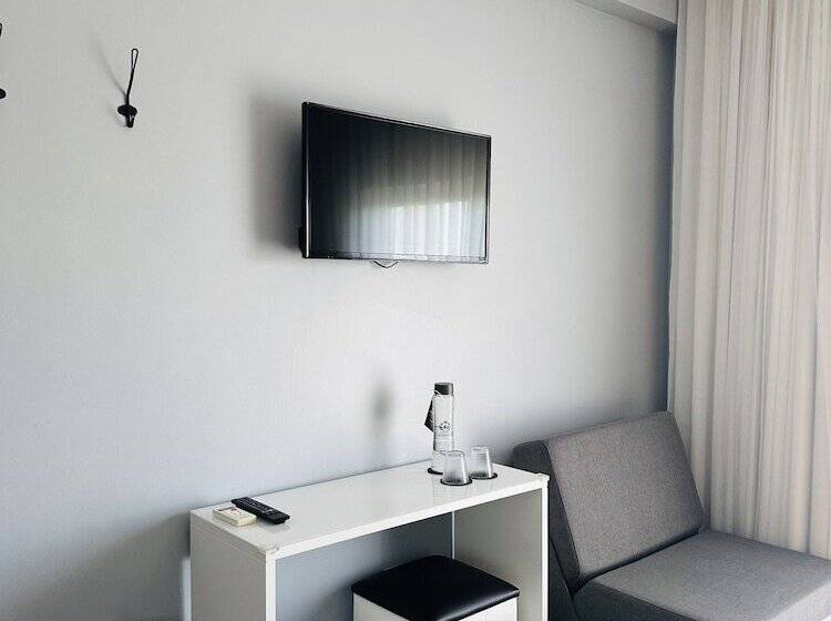 标准间, Don Rodrigues