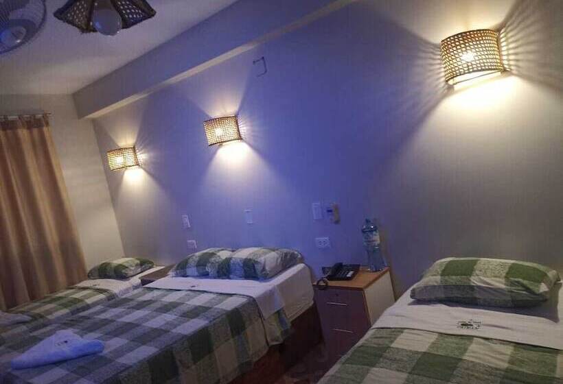 חדר משפחתי, El Gran Caiman