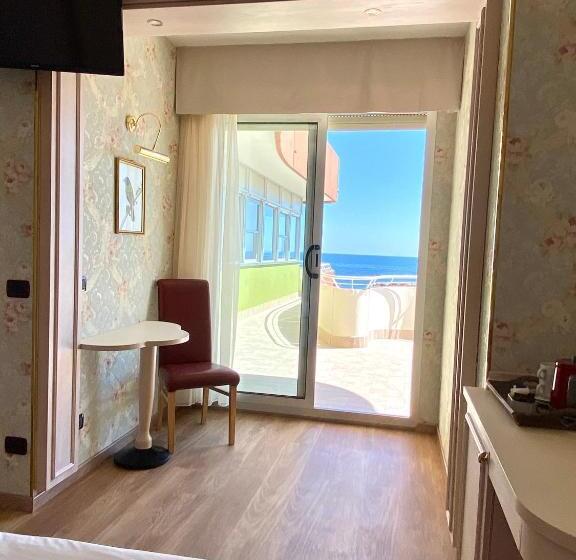 Номер Superior Вид на Море, Flamingo