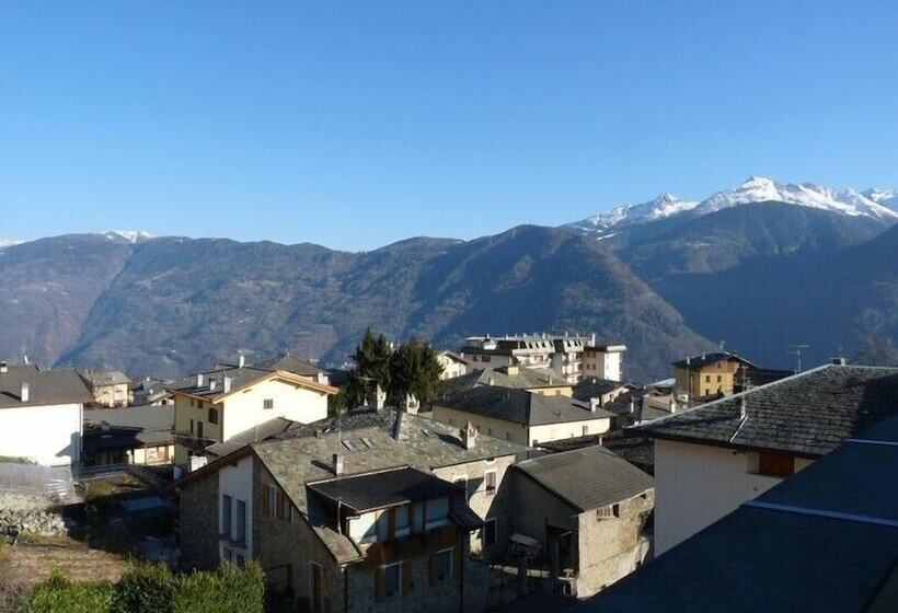 غرفة قياسية مطلة على الجبل, Ristorante La Rosa