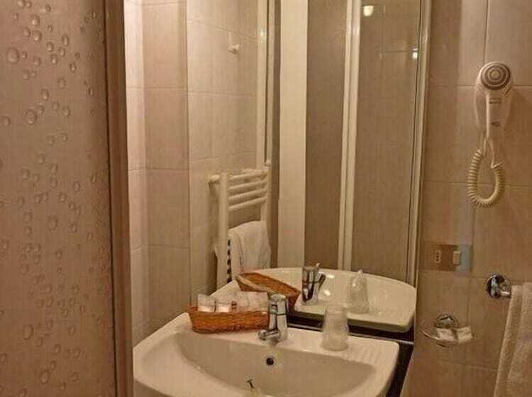 Номер Стандарт Вид на Горы, Ristorante La Rosa