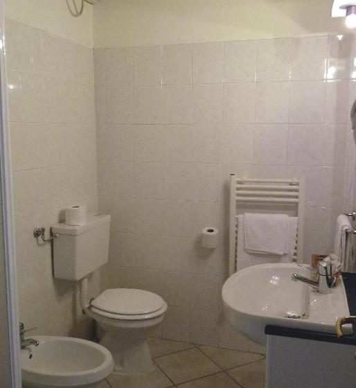 غرفة قياسية ذات إطلالة, Ristorante La Rosa