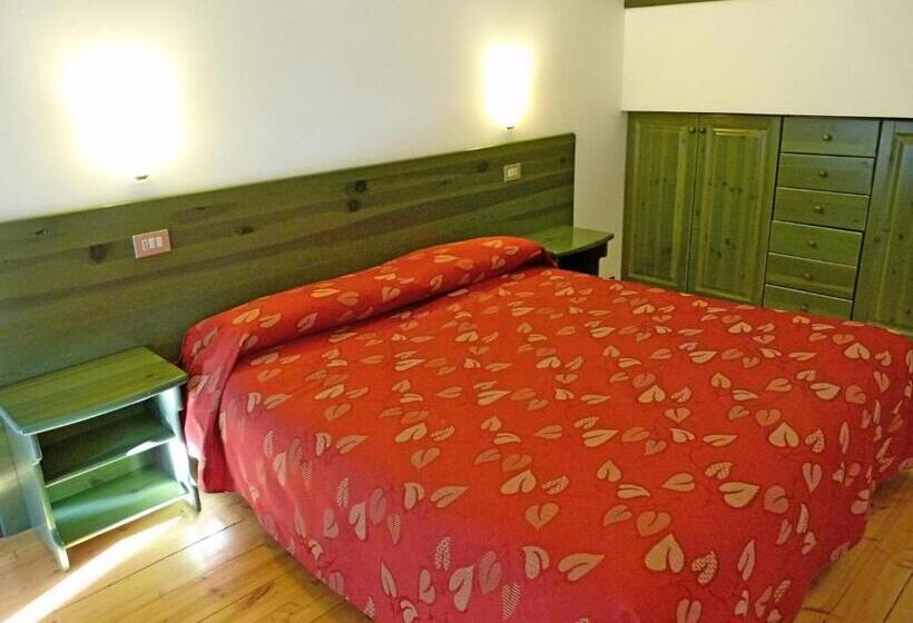 غرفة قياسية ذات إطلالة, Ristorante La Rosa