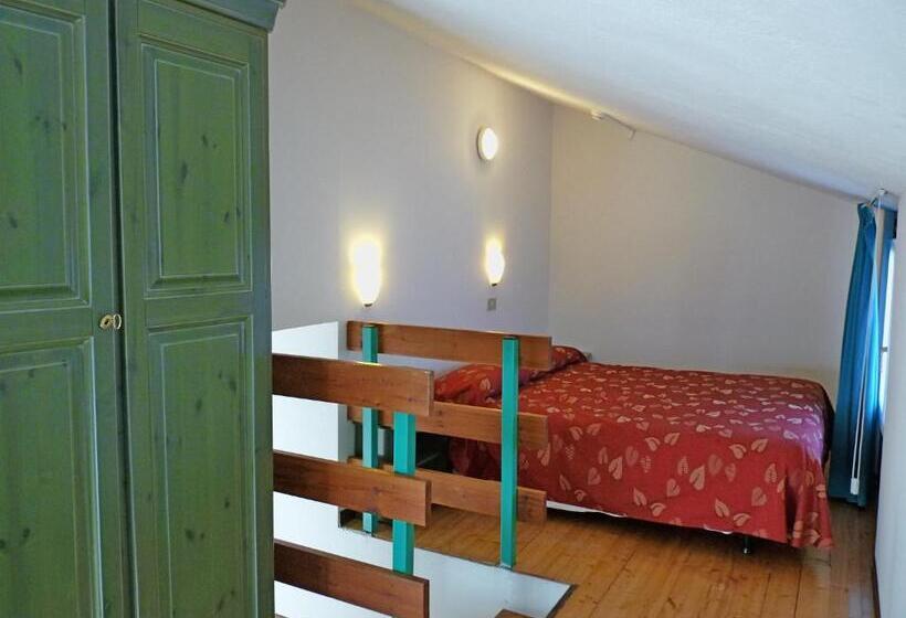 غرفة قياسية مزوَّدة بشُرفة, Ristorante La Rosa