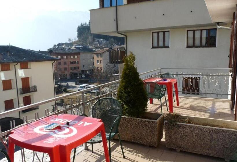 Номер Basic, Ristorante La Rosa