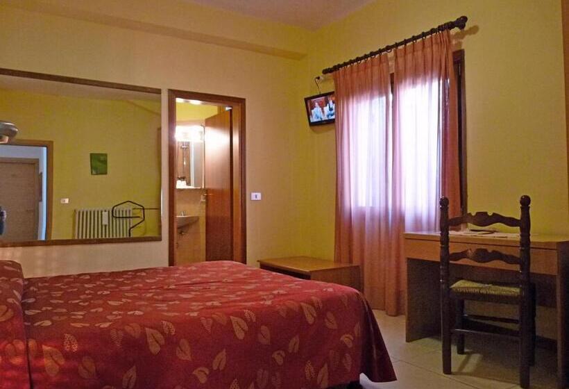 Номер Economy, Ristorante La Rosa