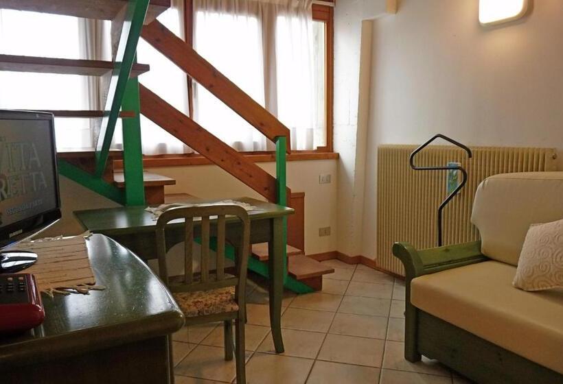 غرفة إقتصادية, Ristorante La Rosa