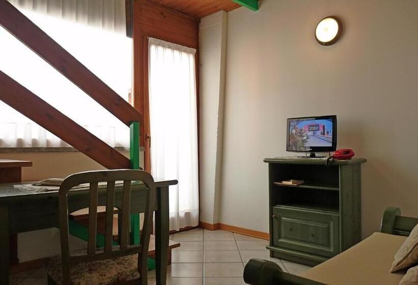 غرفة إقتصادية ثلاثية, Ristorante La Rosa