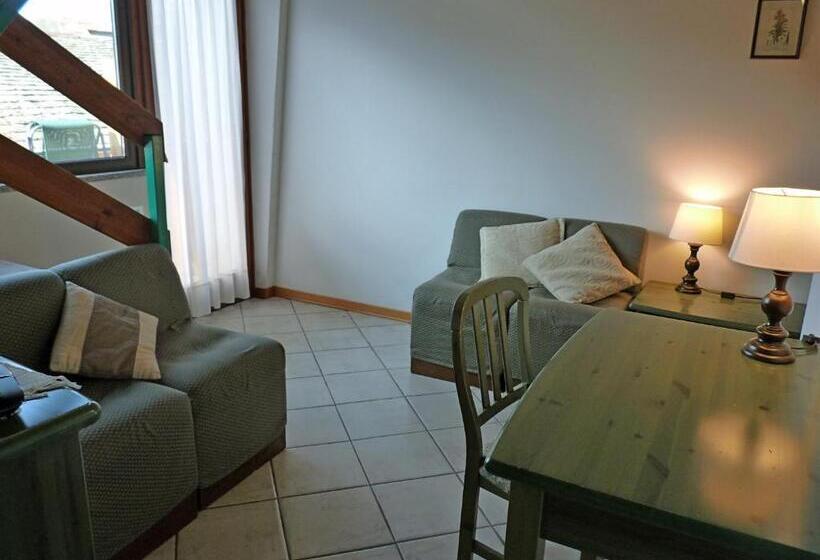 شقة بغرفتي نوم, Ristorante La Rosa