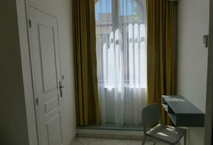 Standardrum, Le Castellamar