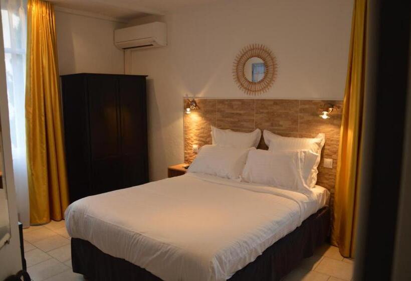 스탠다드 룸, Le Castellamar