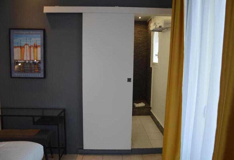 수피리어 룸, Le Castellamar