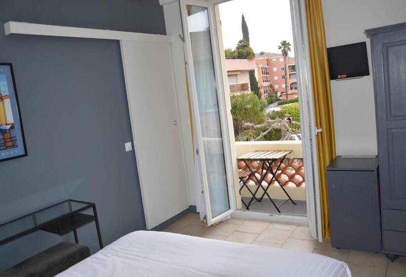 수피리어 룸, Le Castellamar