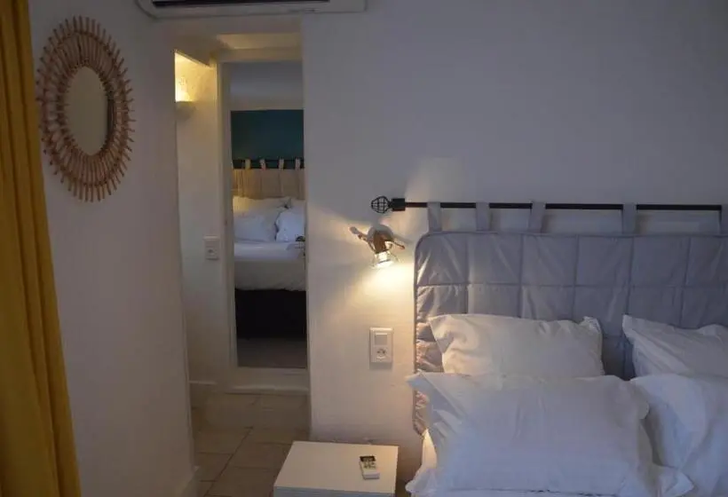 Familjesvit, Le Castellamar