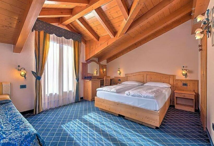 غرفة قياسية ثلاثية, Madonna Delle Nevi