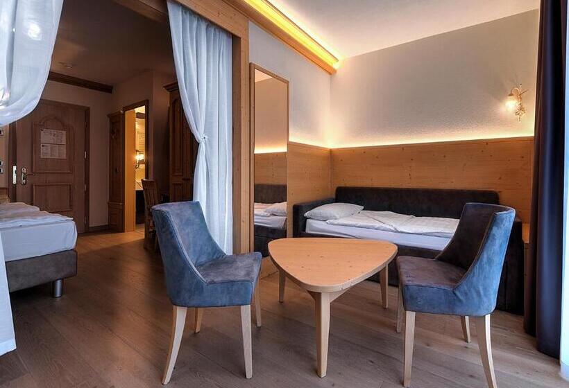 غرفة سوبيريور, Madonna Delle Nevi