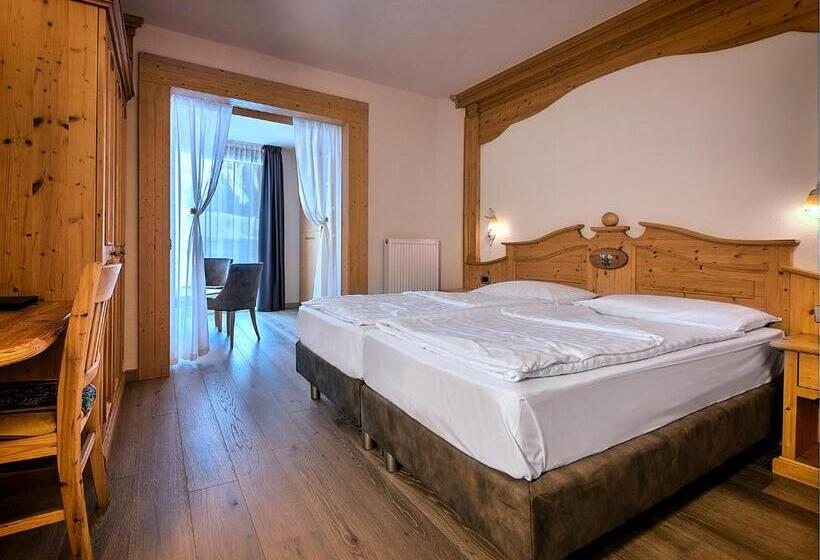 غرفة سوبيريور, Madonna Delle Nevi