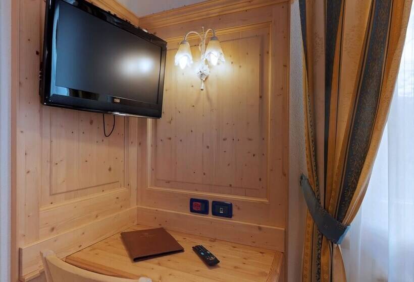 غرفة قياسية, Madonna Delle Nevi