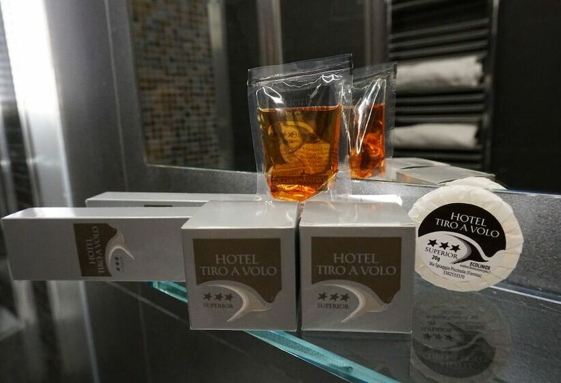 חדר סטנדרט, Tiro A Volo