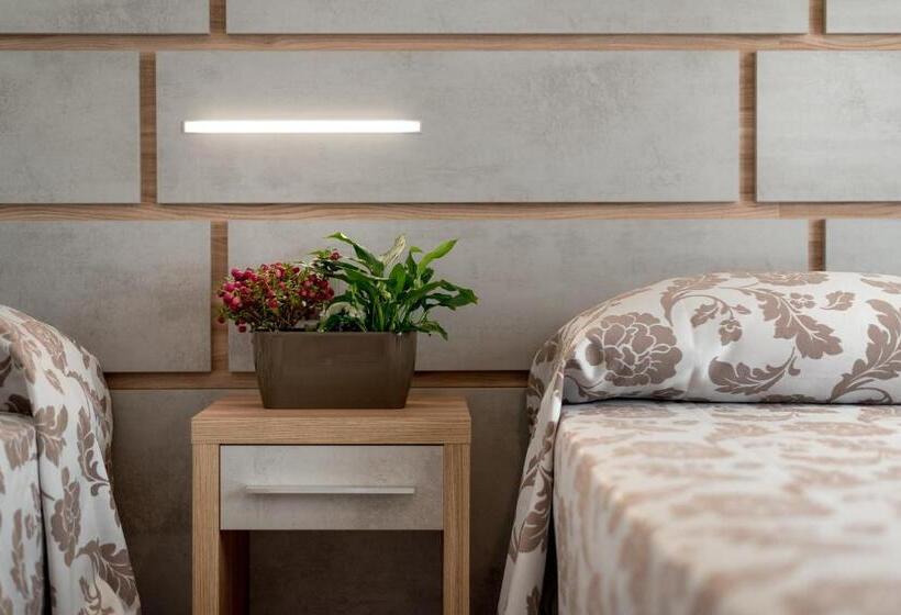 غرفة كومفورت ثلاثية, Vallechiara