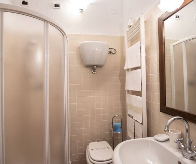 スタンダードルーム, Vecchia Oliviera