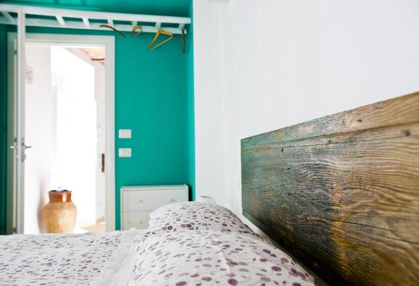 اتاق استاندارد, La Via Del Carretto B&b