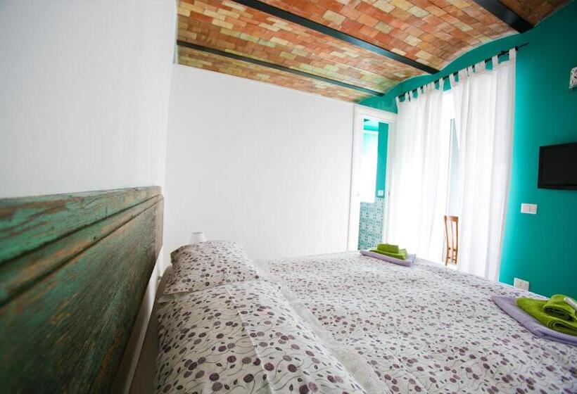 غرفة قياسية, La Via Del Carretto B&b