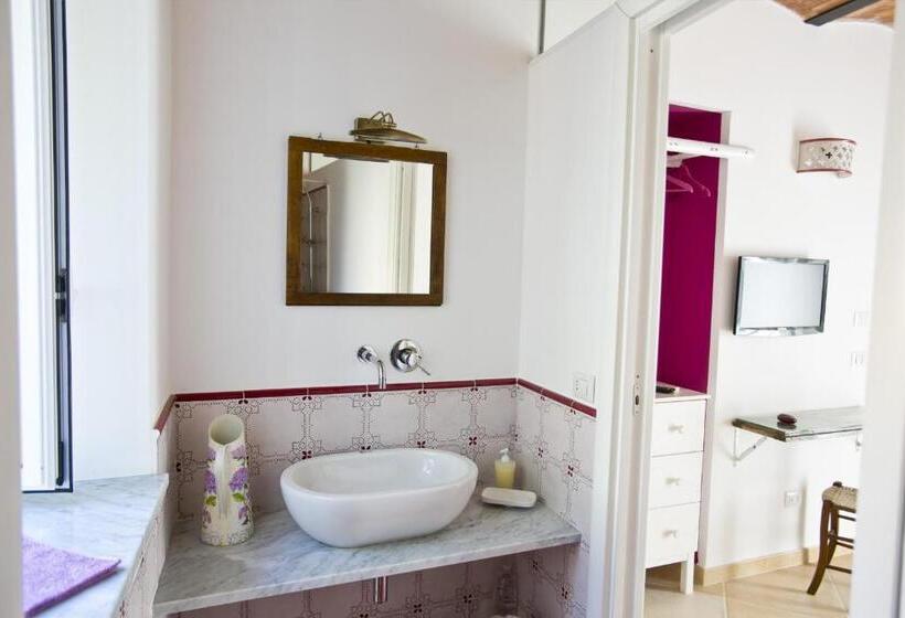 غرفة قياسية, La Via Del Carretto B&b