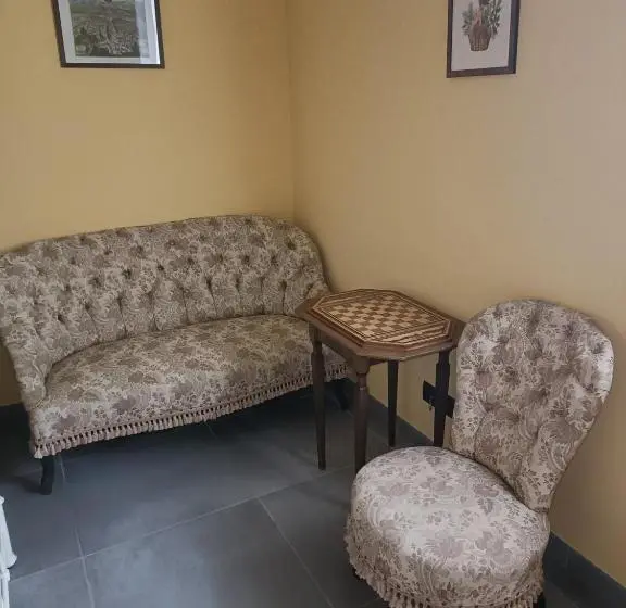 ファミリールーム, Rosatea B&b
