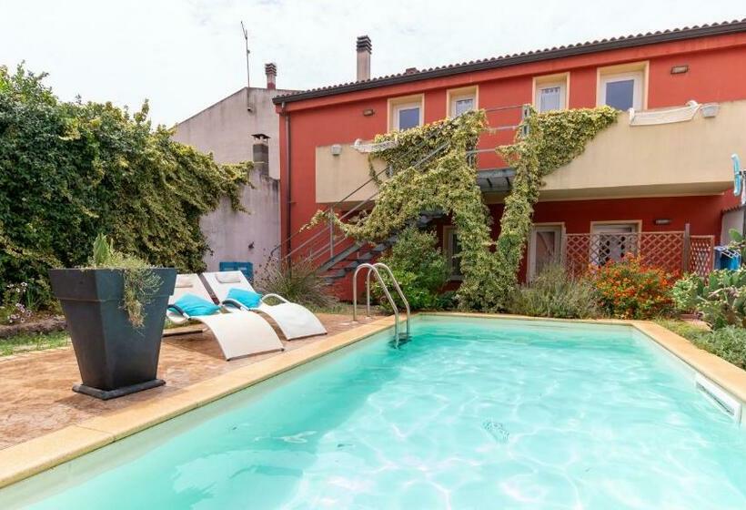 غرفة قياسية مطلّة علي حمام السباحة, Spapparra B&b