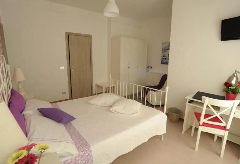 スタンダードルーム, B&b Mare Di Augusta La Finestra Sul Porto