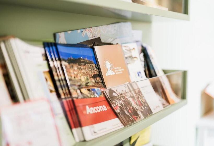 חדר סטנדרט, B&b Timeout