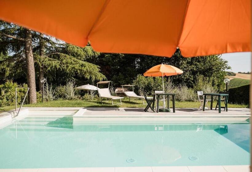 Classic room with balcony, B&b Timeout