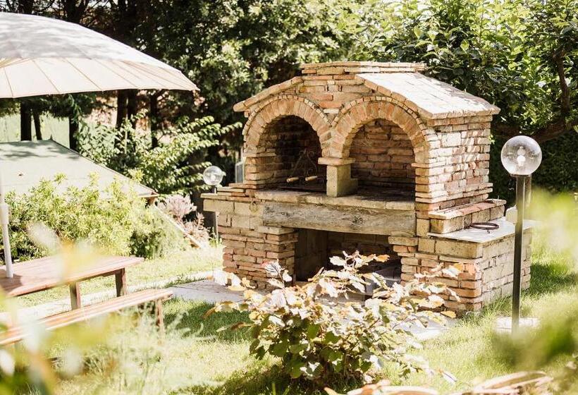 Classic room with balcony, B&b Timeout