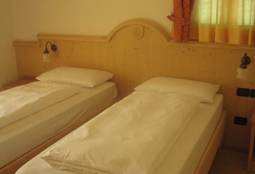 스탠다드 룸 가든 전망, Agritur Cornasest