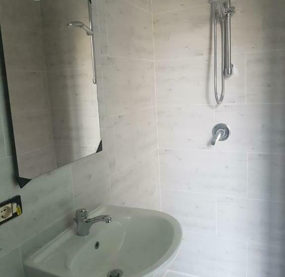 اتاق استاندارد, Georgeking