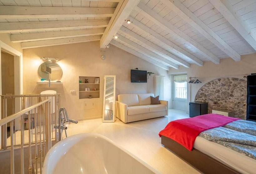 Quarto Estandar, Romantic B&b Il Piccolo Paradiso