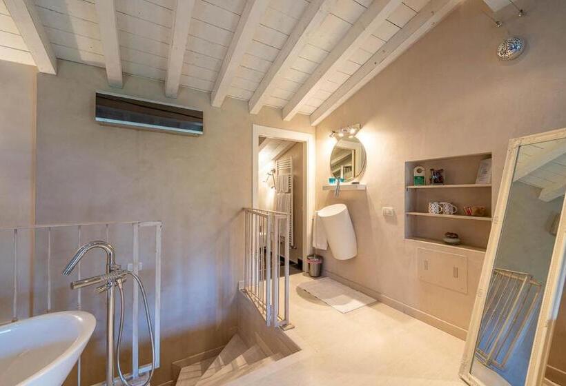 Quarto Estandar, Romantic B&b Il Piccolo Paradiso