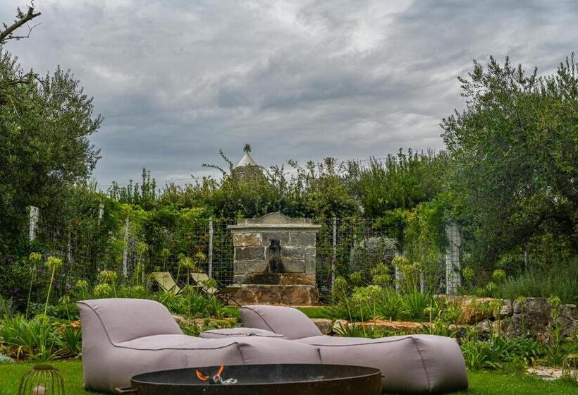 Люкс с гидромассажем, Leonardo Trulli Resort