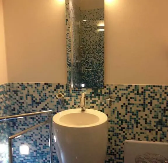 Standard-huone, Portopalosuite