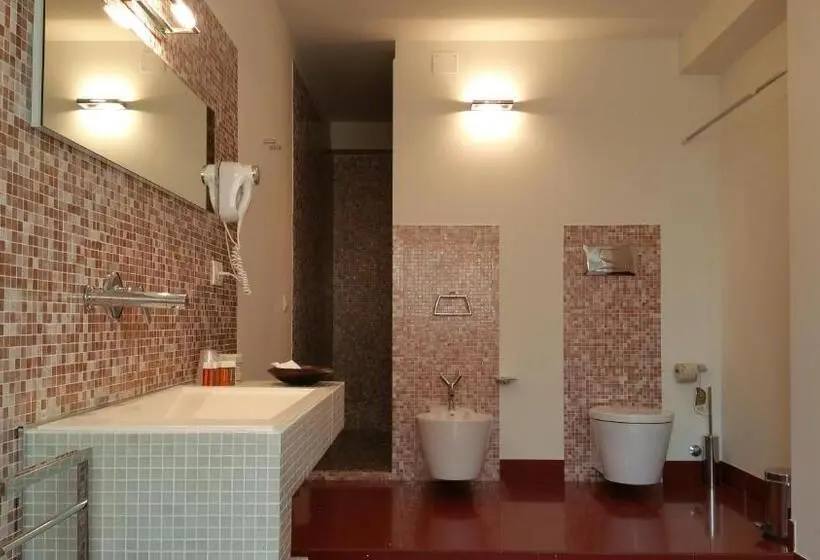 Deluxe-huone, Portopalosuite