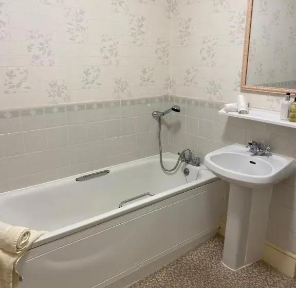 キングサイズベッドのスタンダードルーム, The Kingswood Guest House Adult Only
