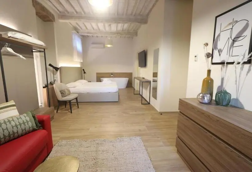 スイート, Botrona B&b