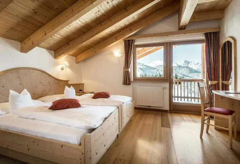 マウンテンビュースタンダードルーム, B&b Ciasa Rü Blanch