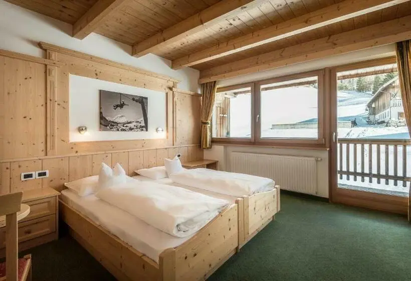 マウンテンビュースタンダードルーム, B&b Ciasa Rü Blanch