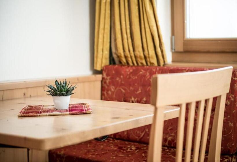 スタンダード4人部屋, Ciasa Rü Blanch