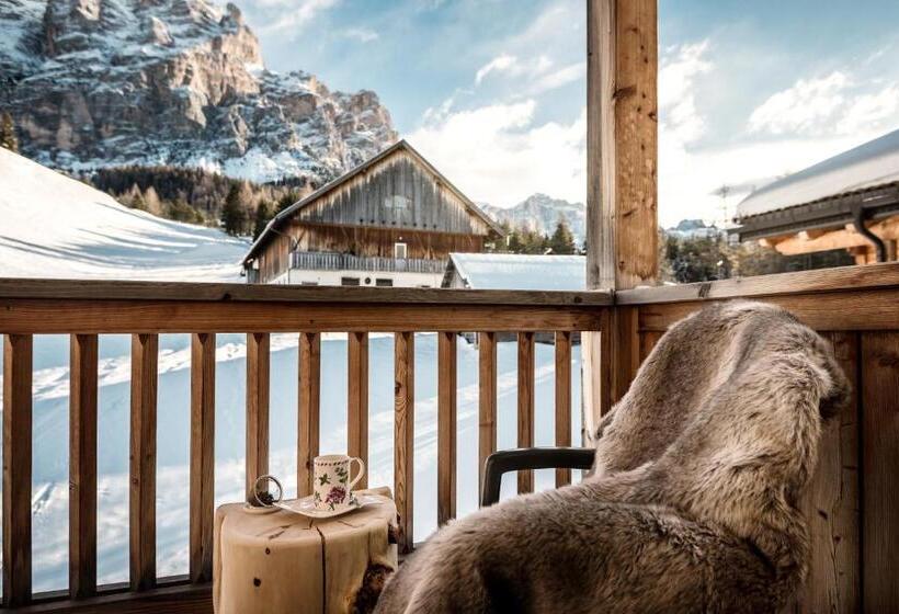 スタンダードトリプルルーム, Ciasa Rü Blanch