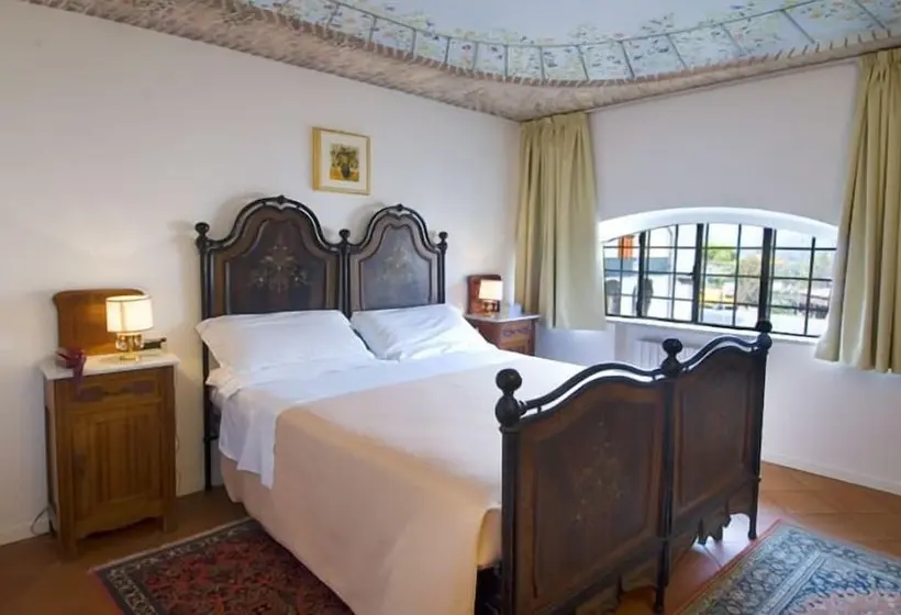 Habitació Estàndard, Della Porta